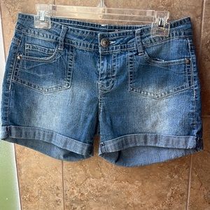 Lei Denim Jean Shorts Lowrise Stretch Pockets Roll Cuffed Hem Vintage Y2K Retro